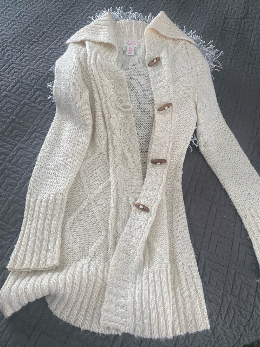 Arizona Jean Company Cream Cable Knit Toggle Cardigan